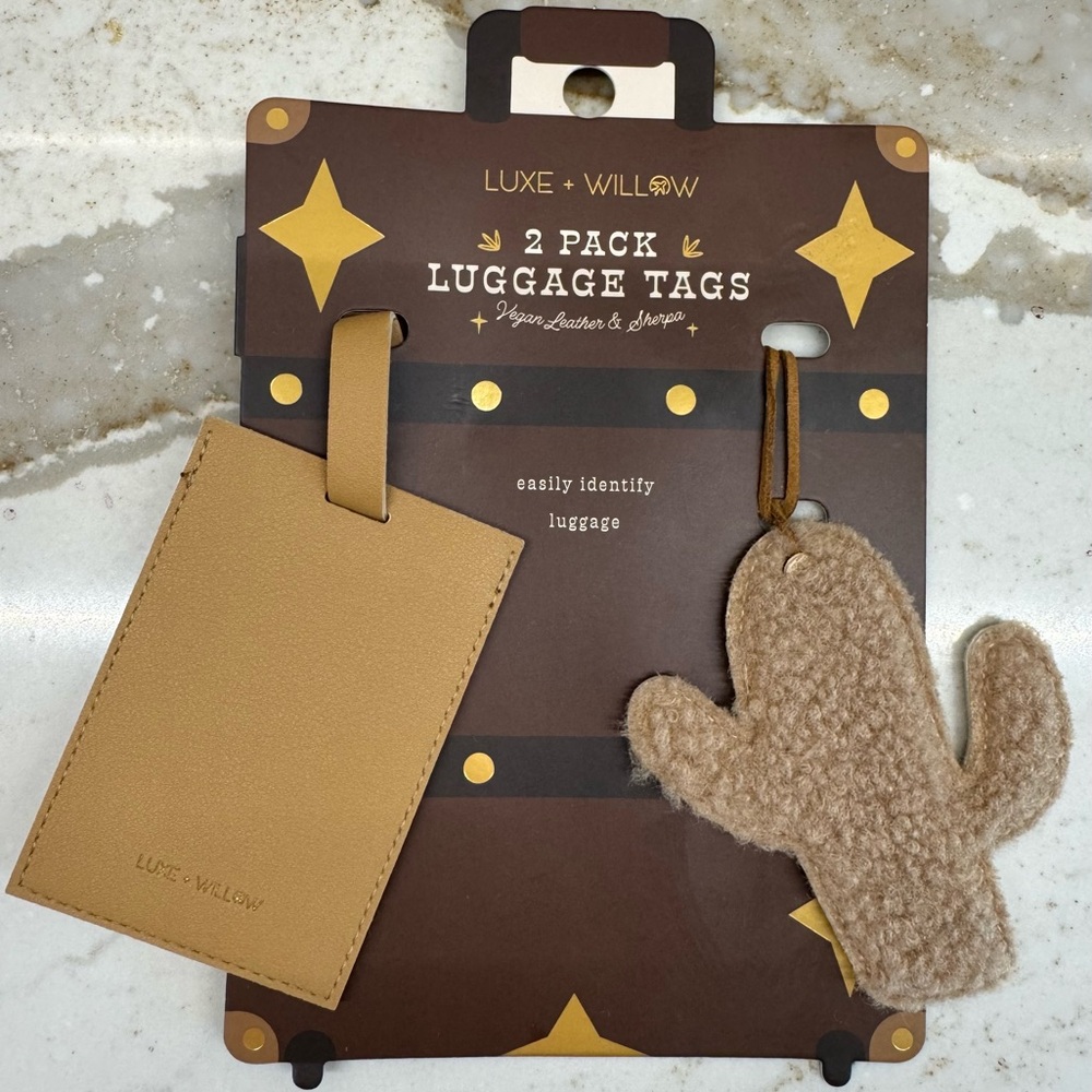 Luxe + Willow Luggage Tags 2 Pack - Vegan Leather and Sherpa Cactus
